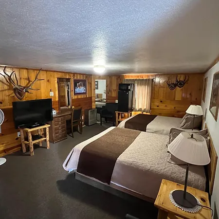 Trails End Motel